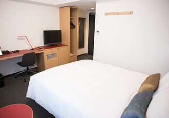 プレシャスルーム